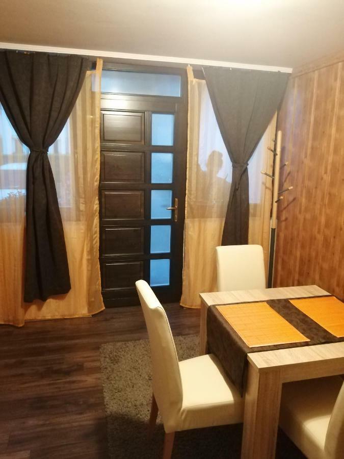 Kiscsillag Apartman 하르카니 외부 사진